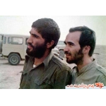 احمد کاظمی در کنار شهید خرازی | منبع: نوید شاهد