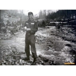 منصور ستاری در دوران جوانی | منبع: سایت تاریخ ایرانی