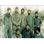 سیدمحمدرضا دستواره در کنار شهید همت | منبع: خبرگزاری تسنیم
