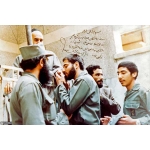 غلام‌علی پیچک در دیدار با امام خمینی(ره) | منبع: همشهری آنلاین